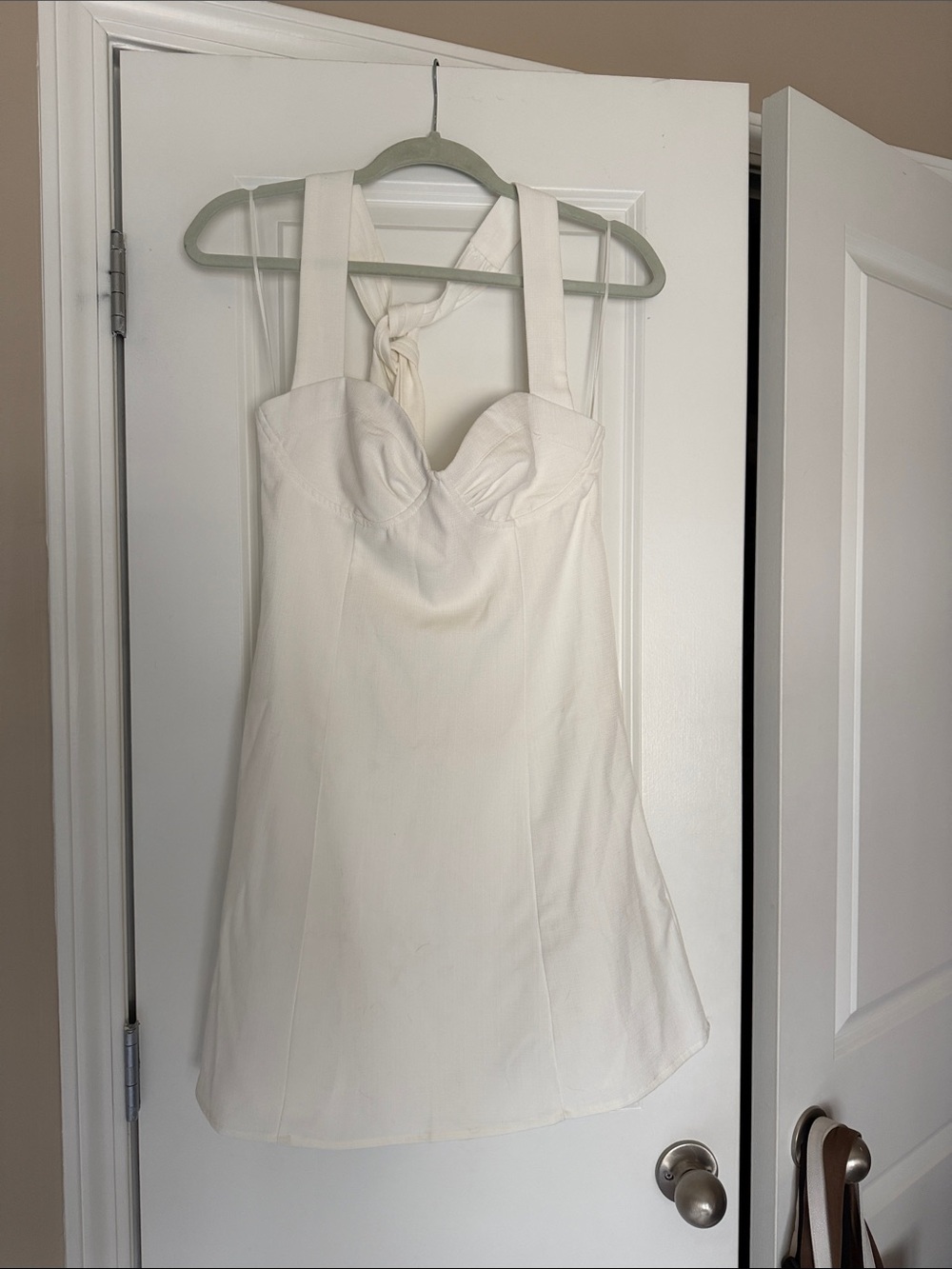 White Mini Dress with Sweetheart Neckline